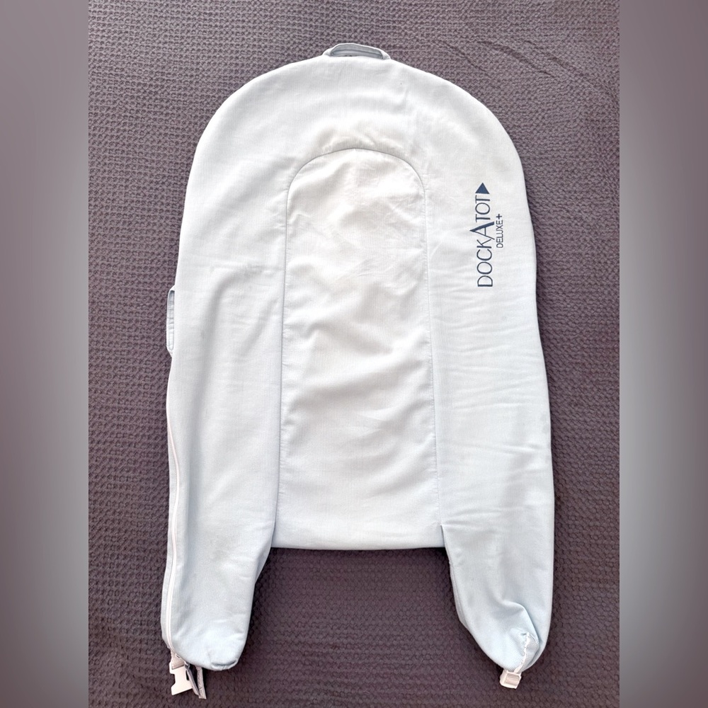 Dock a tot Deluxe+ cover in Light Blue